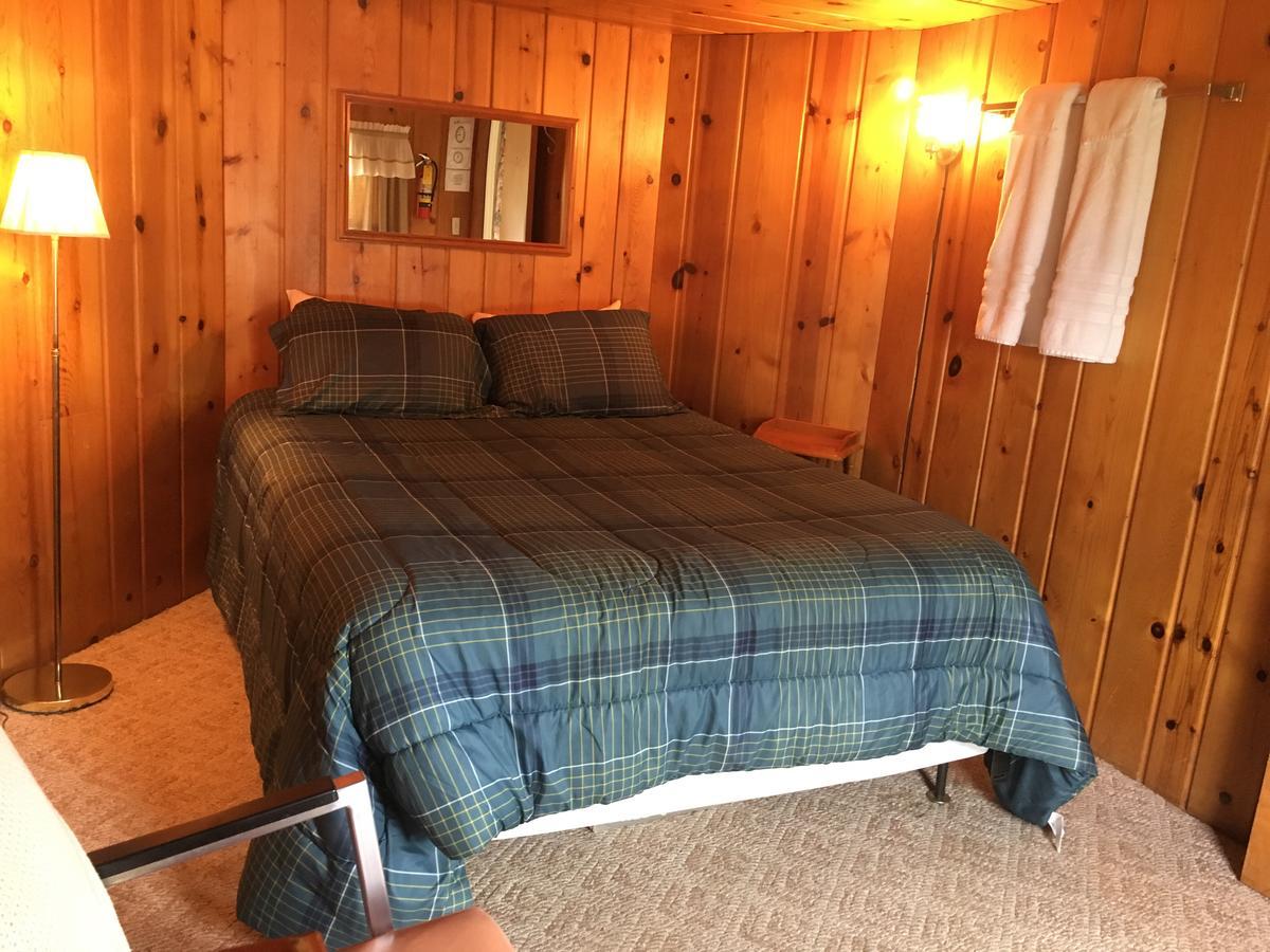 Whalens Grindstone Shores Inc. Hotel Франкенмут Екстериор снимка