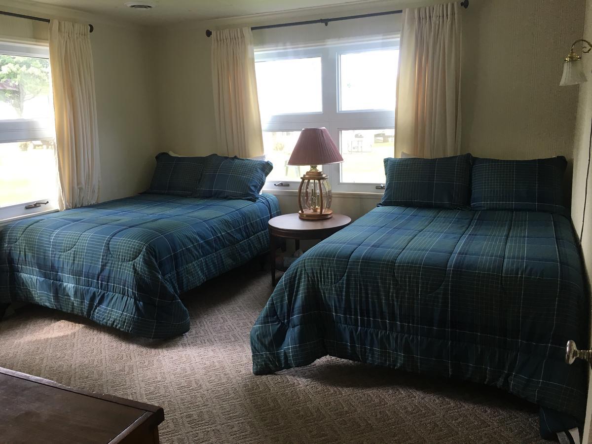 Whalens Grindstone Shores Inc. Hotel Франкенмут Екстериор снимка
