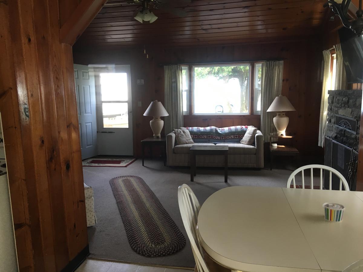 Whalens Grindstone Shores Inc. Hotel Франкенмут Екстериор снимка