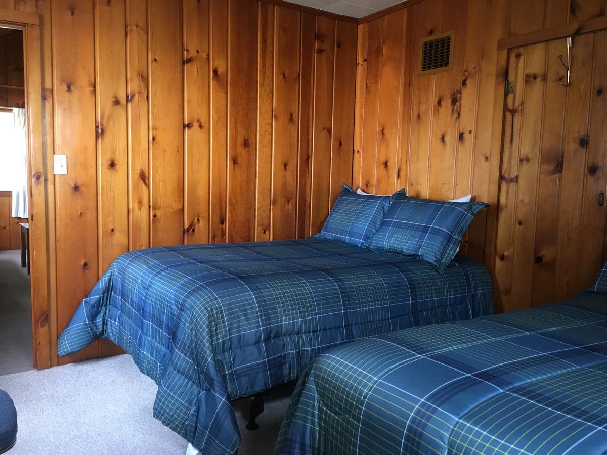 Whalens Grindstone Shores Inc. Hotel Франкенмут Екстериор снимка