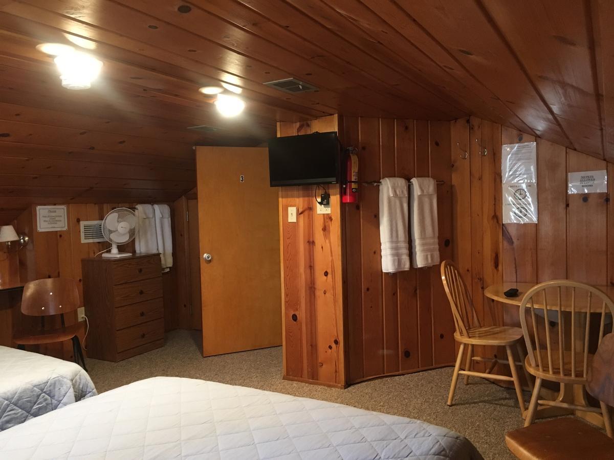 Whalens Grindstone Shores Inc. Hotel Франкенмут Екстериор снимка