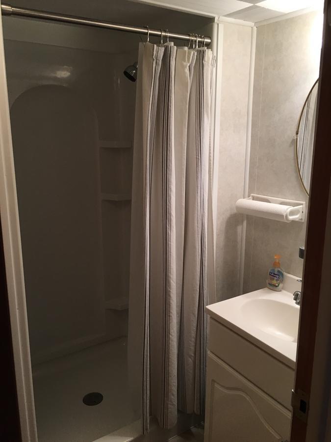 Whalens Grindstone Shores Inc. Hotel Франкенмут Екстериор снимка